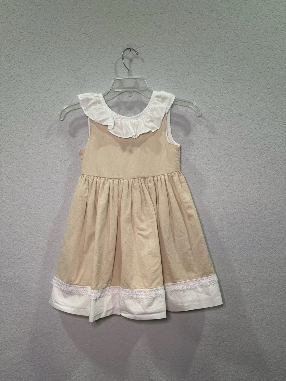 Catherine Malandrino Cream Dress with White Ruffle Collar - Size 7